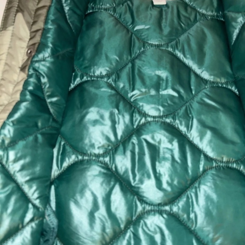 Free Assembly Men's Quilted Onion Pattern Vest Olive Green Camo size XS - Picture 11 of 12